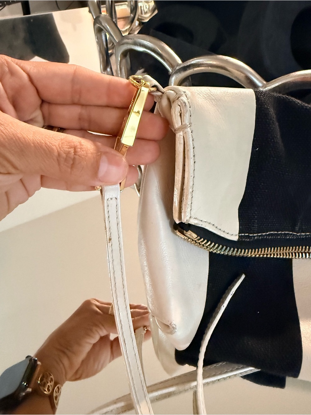 Burberry prorsum Black & White Fold-Over Crossbody Bag - Picture 8 of 12